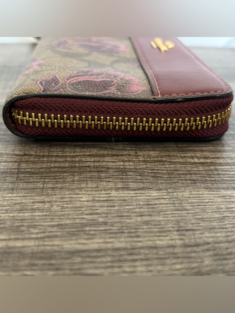 Coach Accordion Zip Wallet in Signature Canvas with Desert Tulip Print - Picture 3 of 14